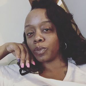 Meet your Posher, Aisha